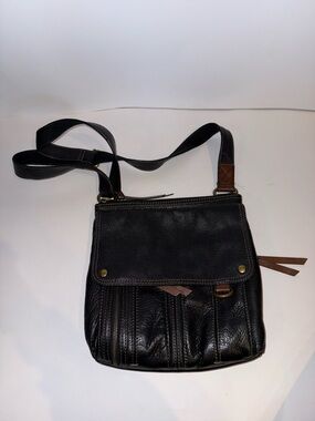 Fossil Black Interior Zip Crossbody